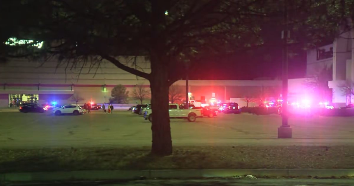 1 dead, 2 injured in Christmas Eve shooting at Citadel Mall in Colorado