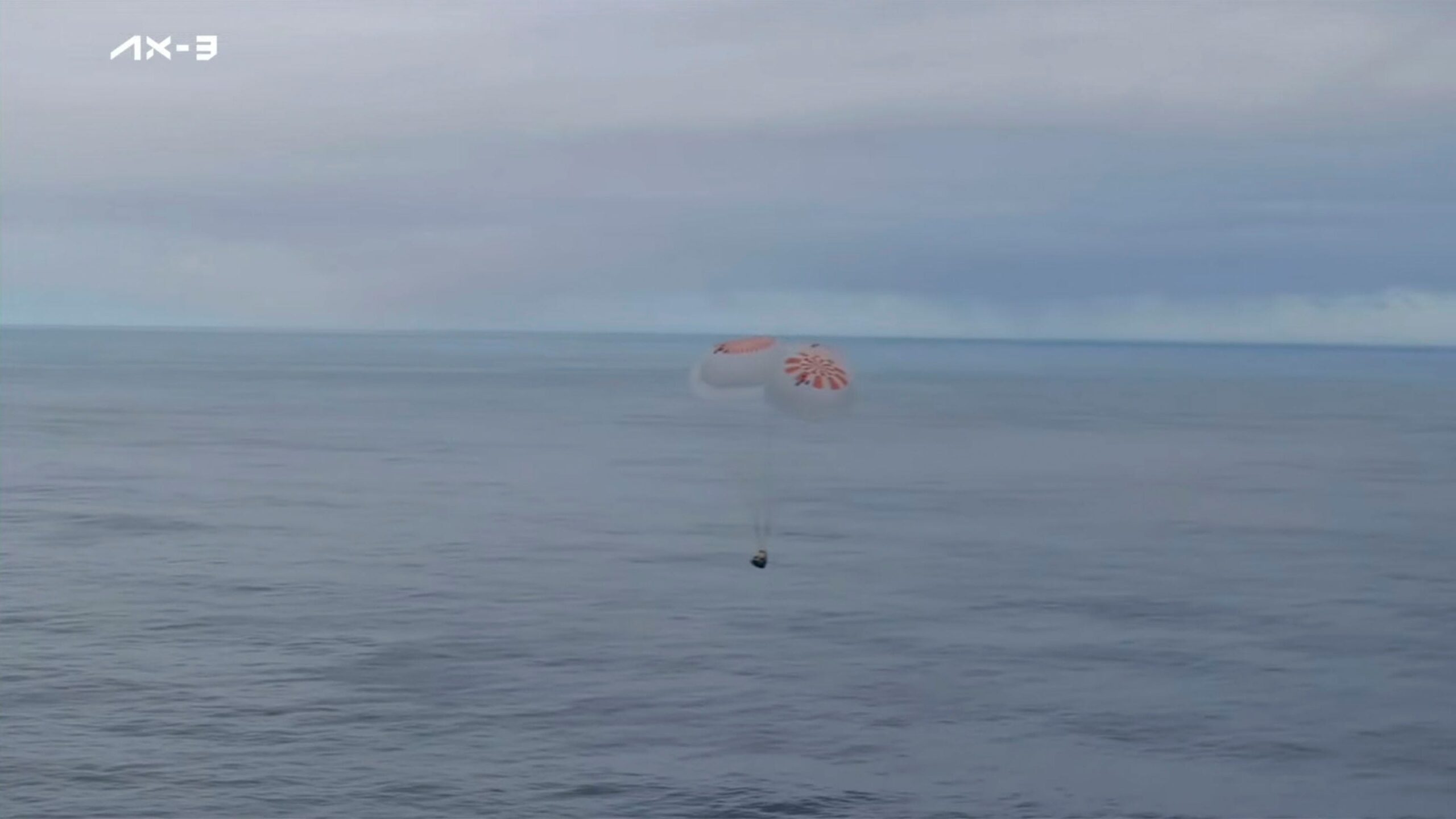 Italian, Swedish and Turkish astronauts land off Florida’s coast