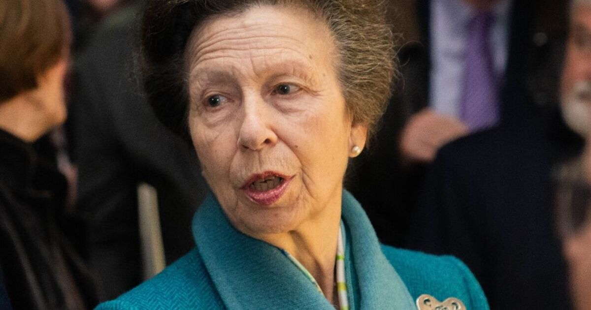 Princess Anne’s ‘secret’ message to public through latest style choice | Royal | News