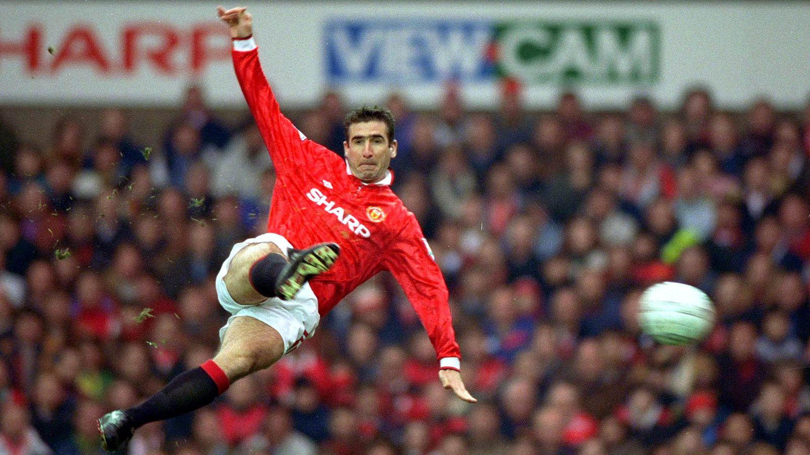 Eric Cantona hints at possible role at Manchester United | Ents & Arts News