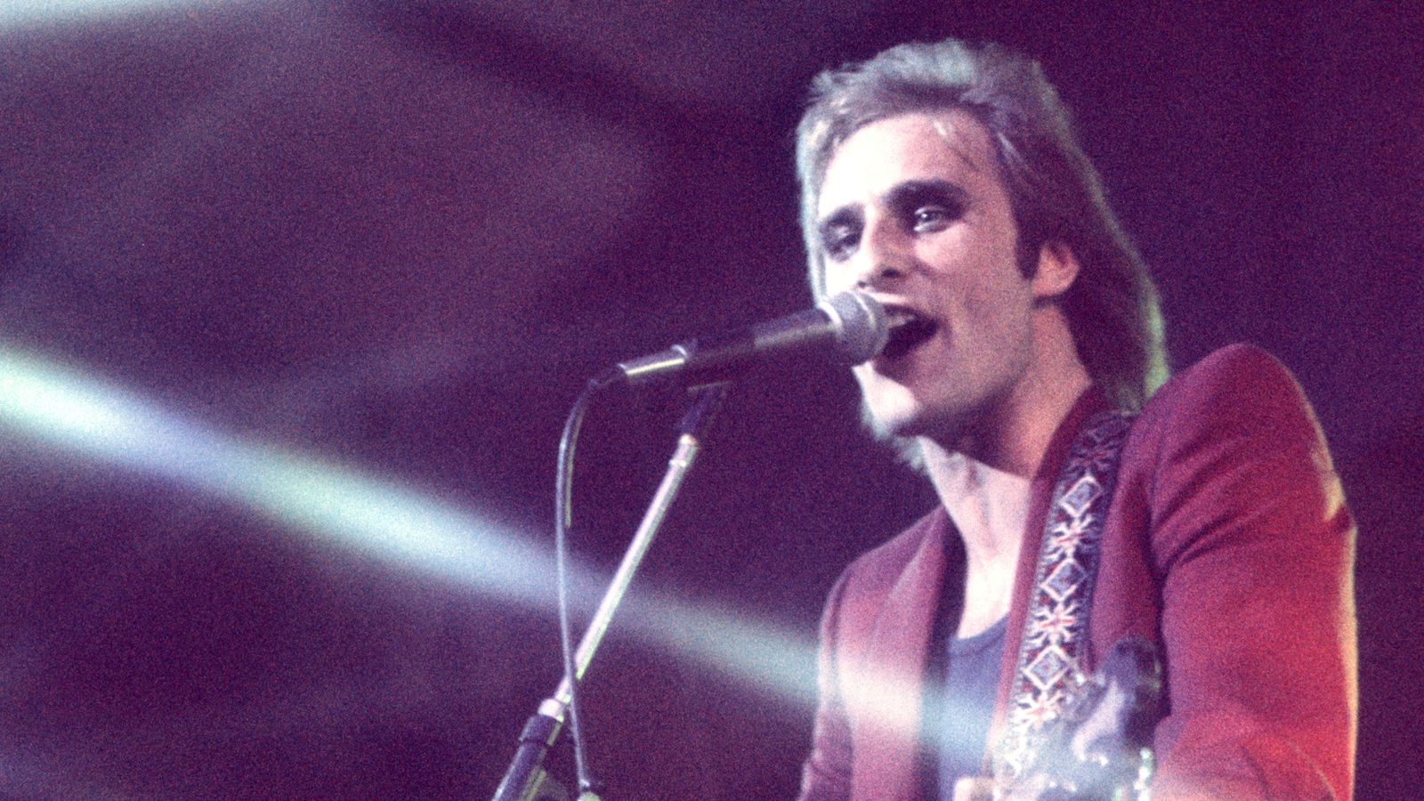 Cockney Rebel frontman Steve Harley dies – singer’s ‘devastated’ family pays tribute | Ents & Arts News